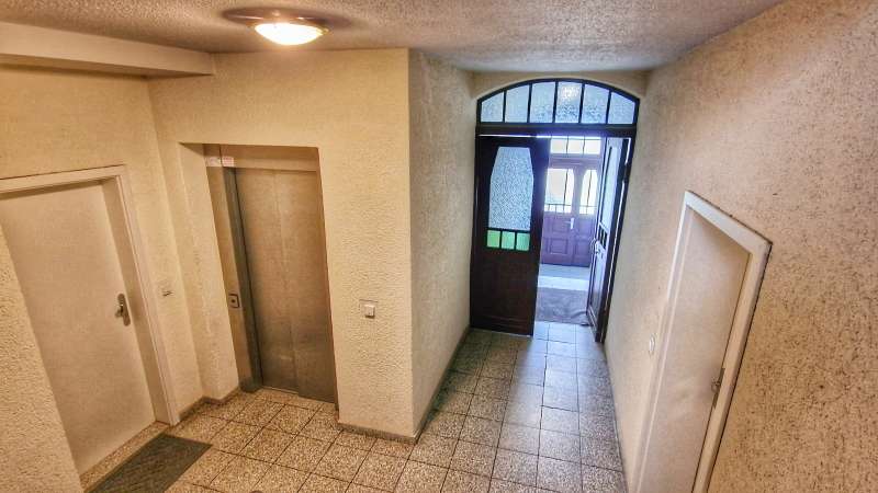 Eingangsbereich/Aufzug