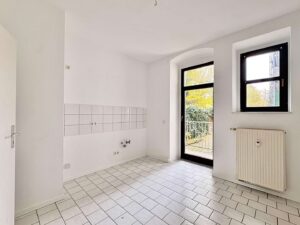Küche mit Balkon
