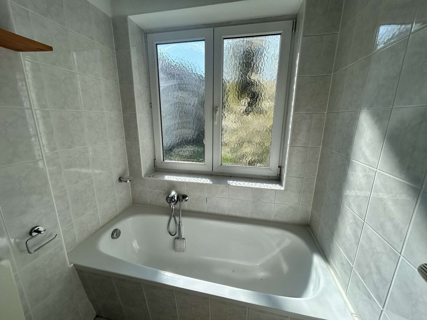 Badezimmer mit Wanne