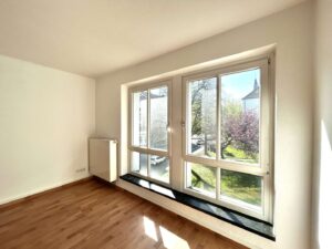 Wohnzimmer / Fensterfront