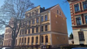 Haus vorn rechts