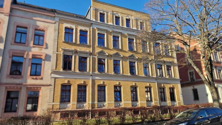 Haus vorn links