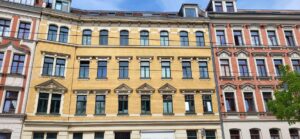Strassenfront