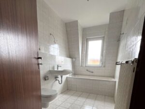 Badezimmer mit Wanne