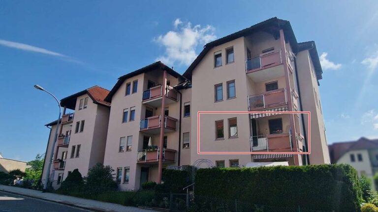 Haus straßenseitig