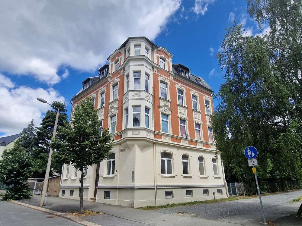 Haus seitlich rechts