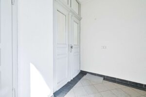 Wohnungstür
