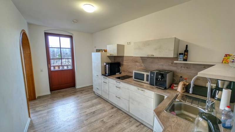 Küche mit Zugang Balkon