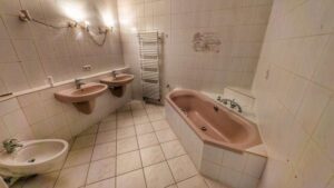 Wannenbad mit Umbau Option