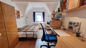Kinderzimmer 1 DG