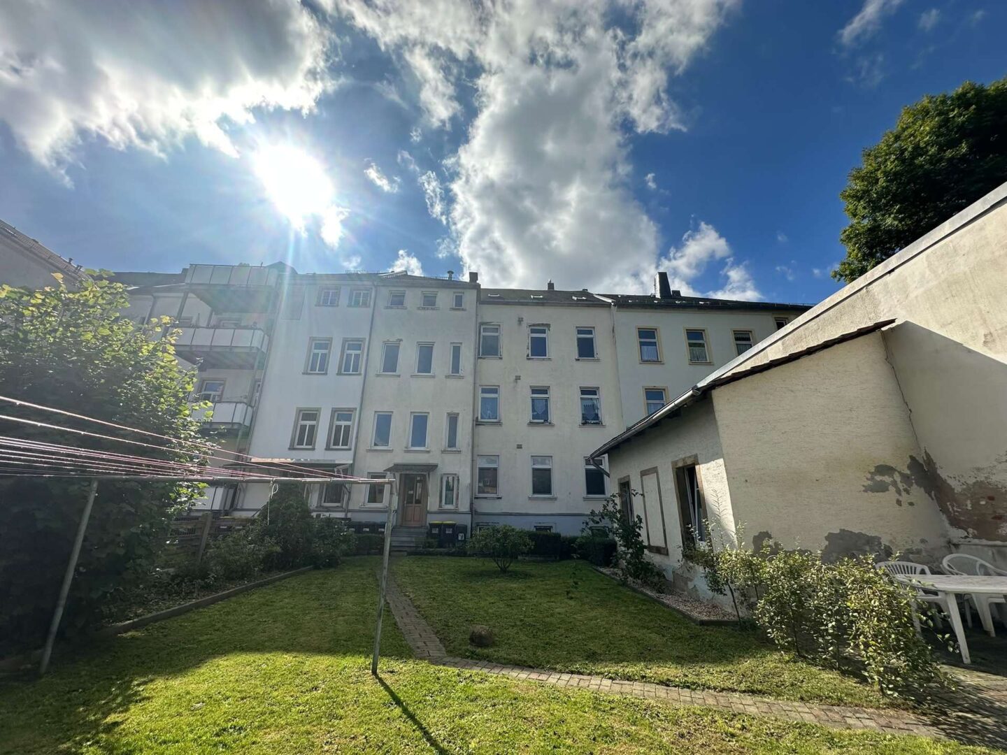 Hausrückseite
